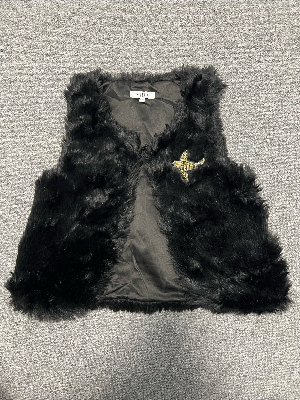 Tex Girl’s  Black Faux Fur Vest with Gold Bird Accent 9-10T
